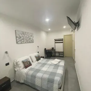 https://le-camere-di-olti.hotelitalianriviera.com